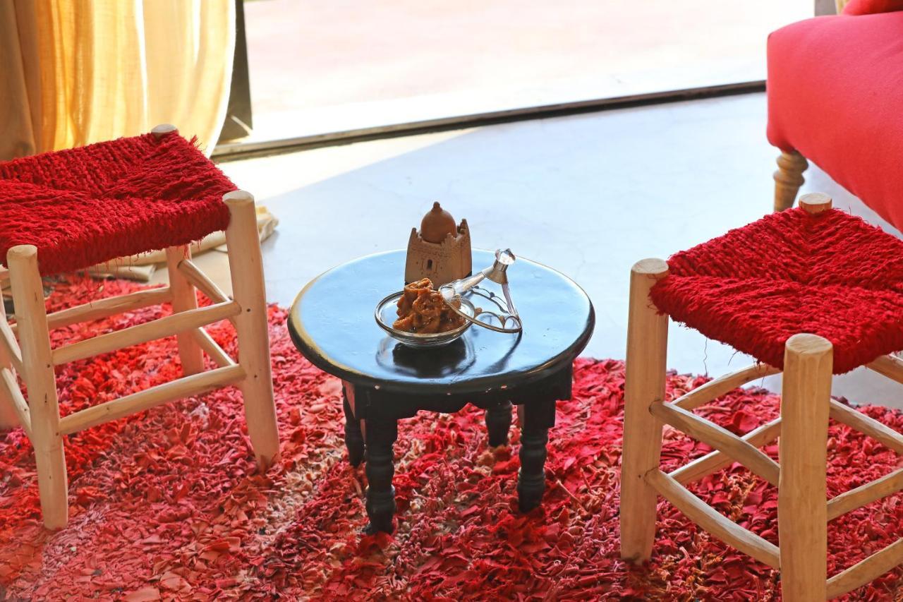 Dar Noujoum Hotel Ait Bou Zguia Eksteriør billede